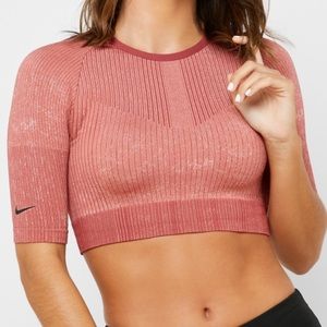 NWT Nike City Ready Knit Top Cropped Large Red